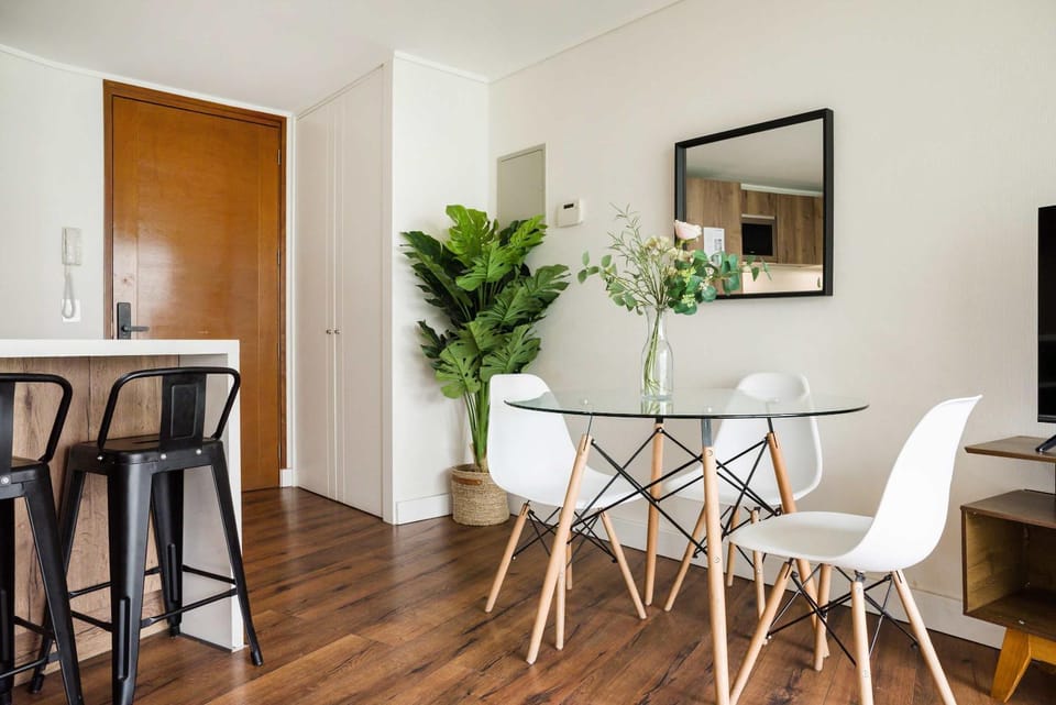Arauco Vibe 2BR Kennedy - BBQ & Aqua Gym Apartment in Las Condes
