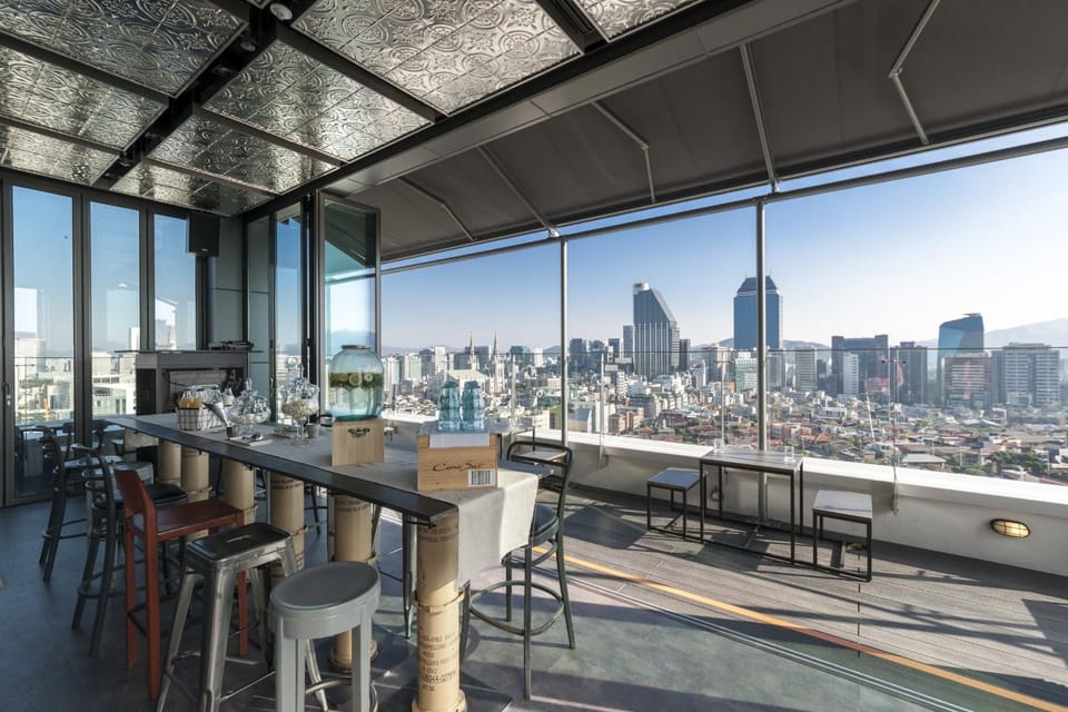 Lounge or bar