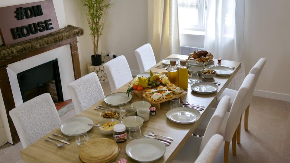 Dining area, Breakfast