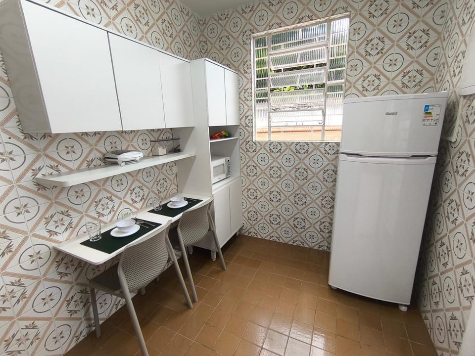 Kitchen or kitchenette, oven