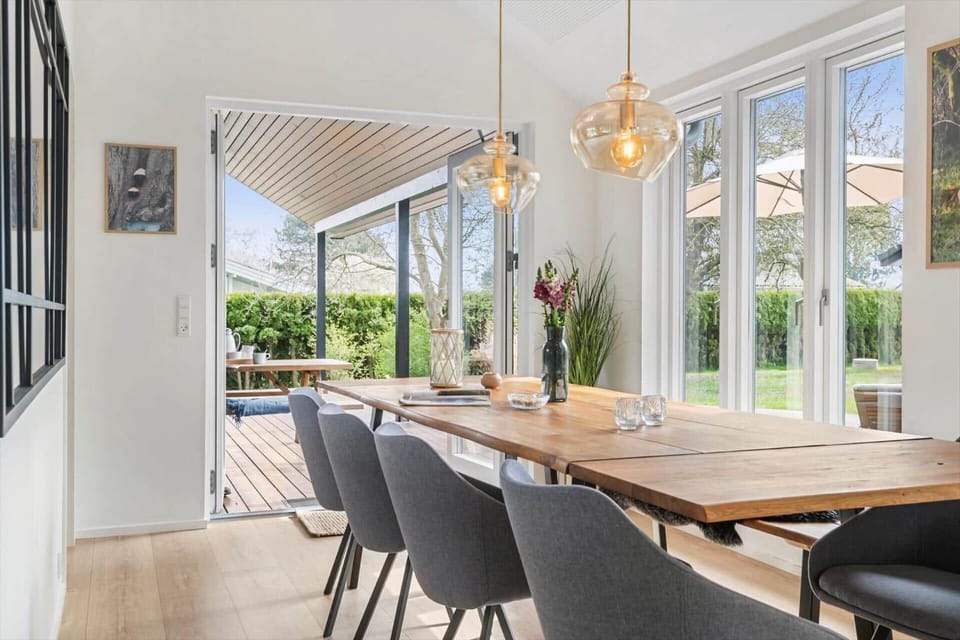 N328-Karrebaeksminde-Reedtzholmvej-35-A House in Næstved