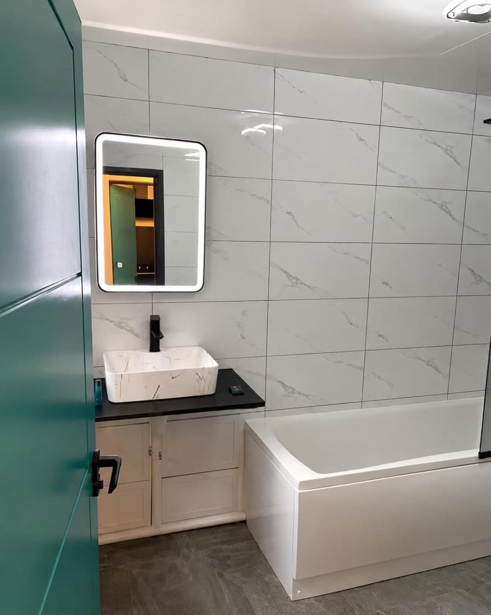Shower, Bathroom, Bath