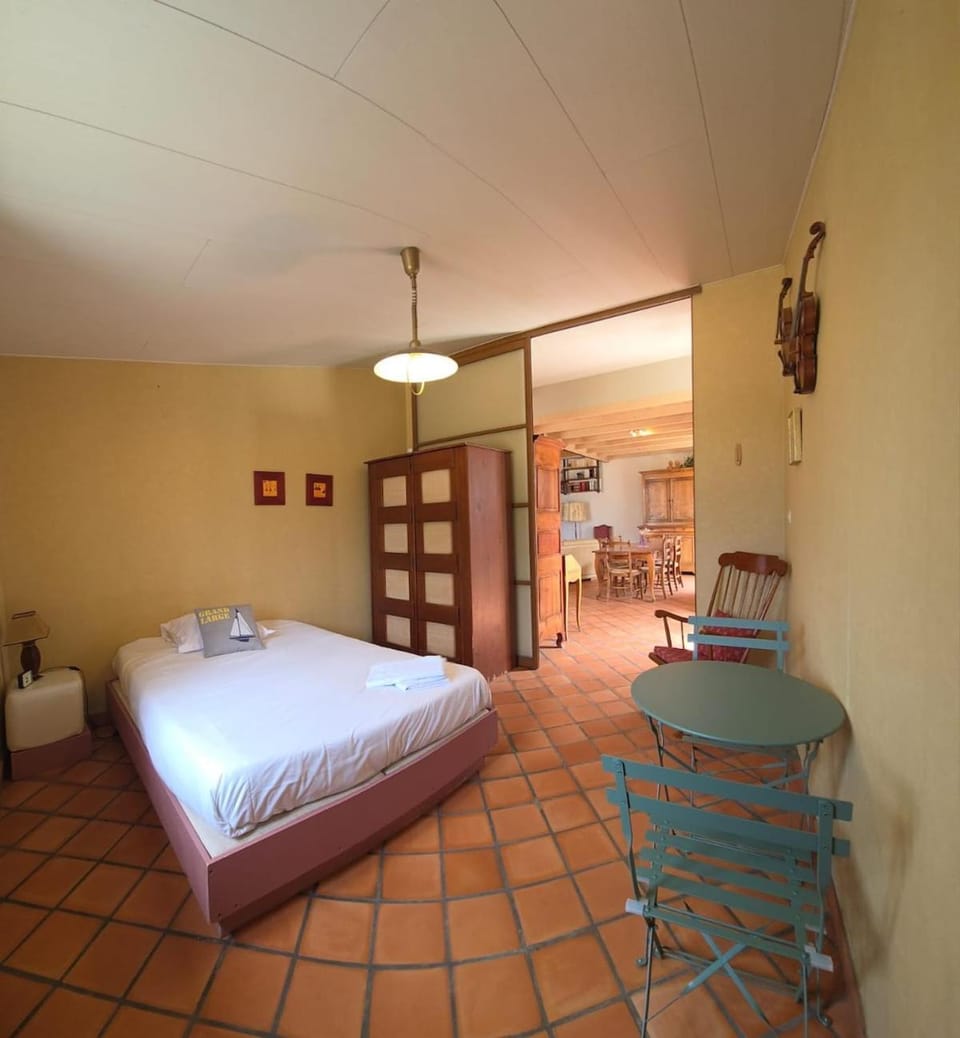 Maison Familiale au coeur du Puy de dôme House in Auvergne-Rhône-Alpes