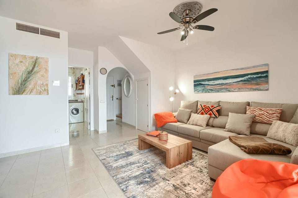 Communal lounge/ TV room, Living room