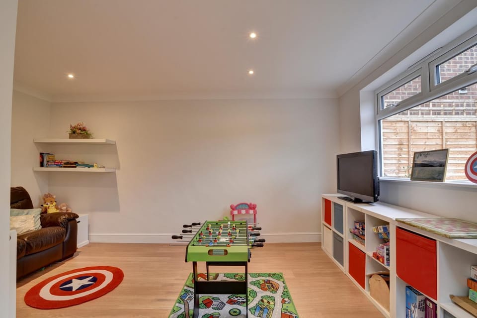Spacious 4 bedroom house in Bishop's Stortford House in East Hertfordshire District