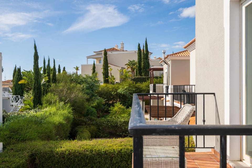 V4 Duplex Quinta do Lago Sal House in Faro District