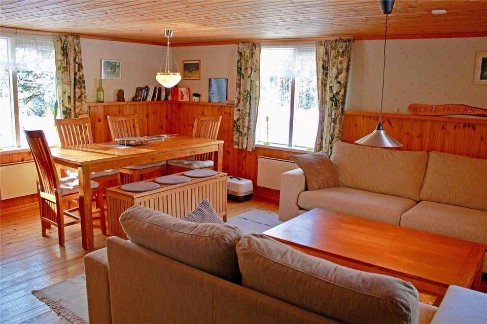 KRO468-Saevsjoestroem-Saevsjoe-Herrafaellan House in Kalmar County, Sweden