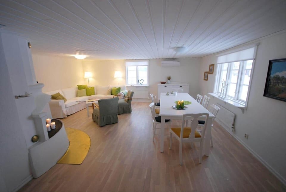 JON421-Skillingaryd-Galtas House in Västra Götaland County