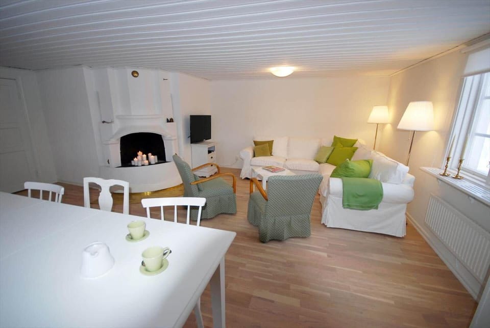 JON421-Skillingaryd-Galtas House in Västra Götaland County