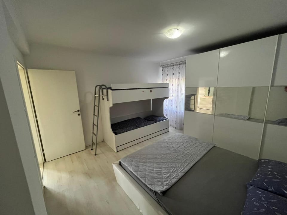 Bed, Bedroom, bunk bed, wardrobe