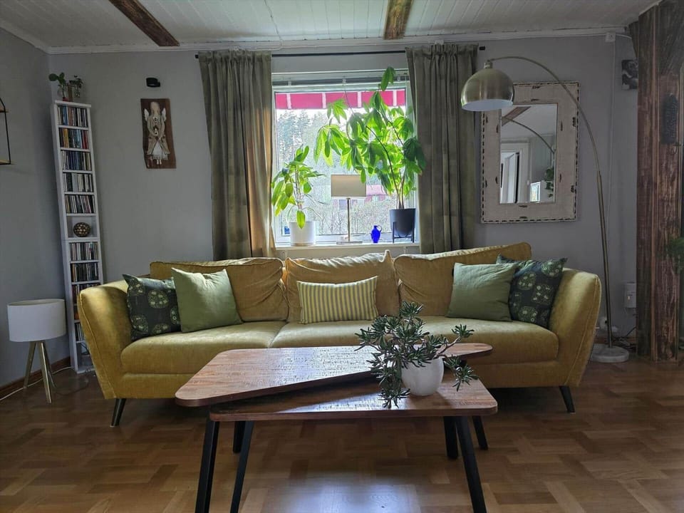 VAR697-Forshaga-Solbergsvaegen-4 House in Sweden