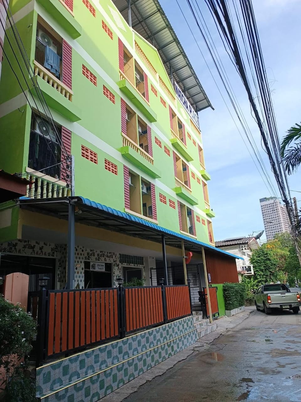 Natcha Place Klongluang 35 Apartment in Laos