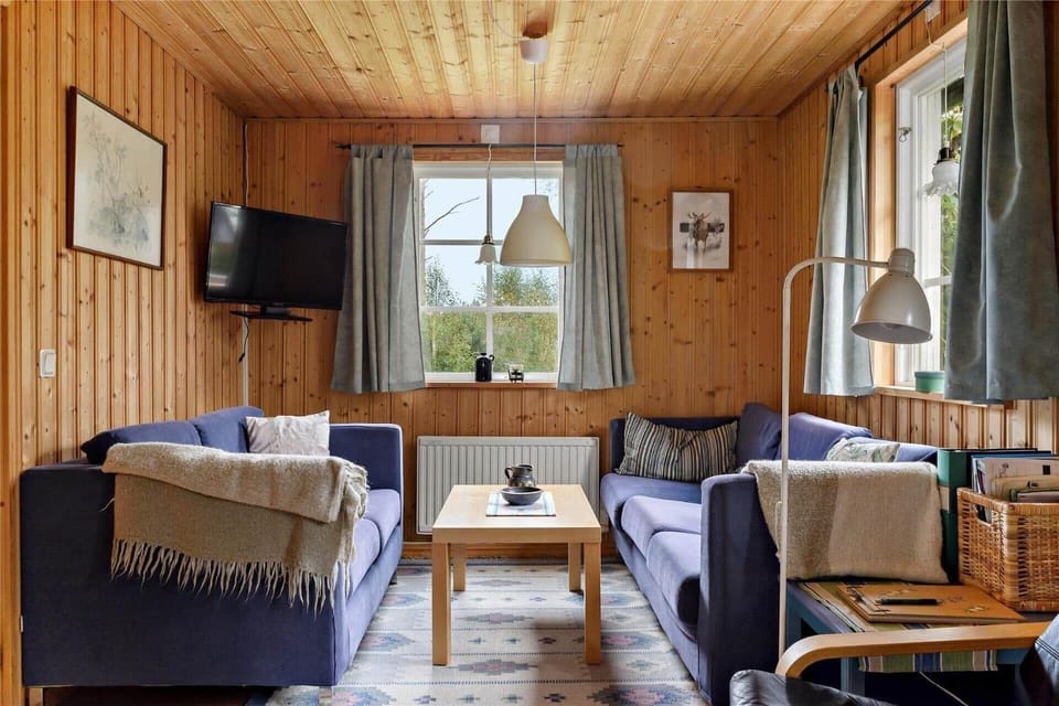 KRO431-Lidhult-Odensjoe-Torsborg-1 House in Sweden