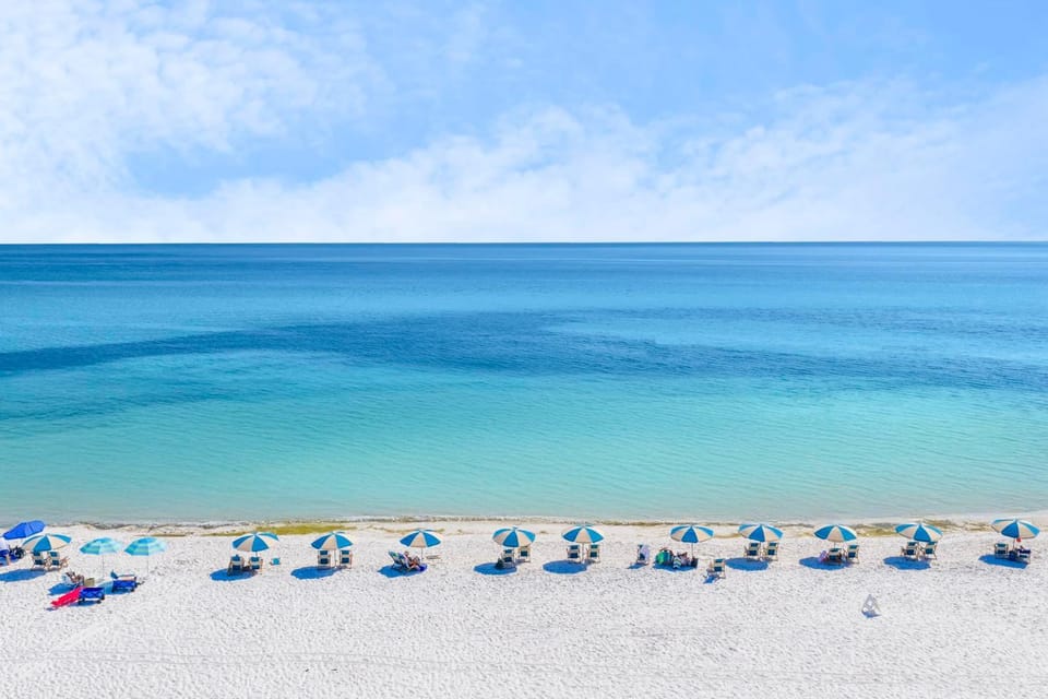 Day, Natural landscape, Beach, Sea view, sunbed
