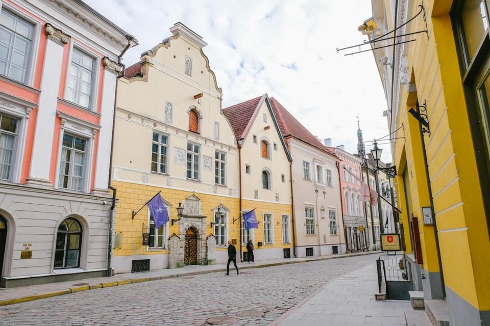 Spacious luxury all inclusive old town flat Apartment in Tallinn