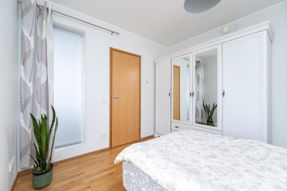 Central location - Large balcony - New building Apartment in Tallinn