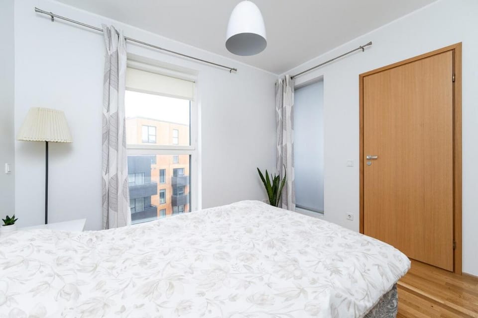 Central location - Large balcony - New building Apartment in Tallinn