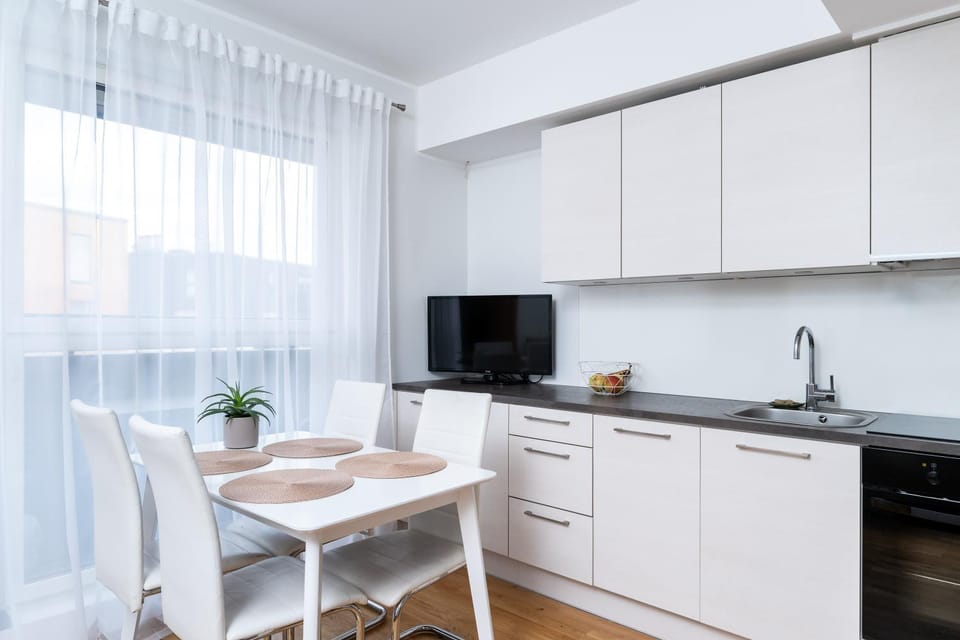 Central location - Large balcony - New building Apartment in Tallinn