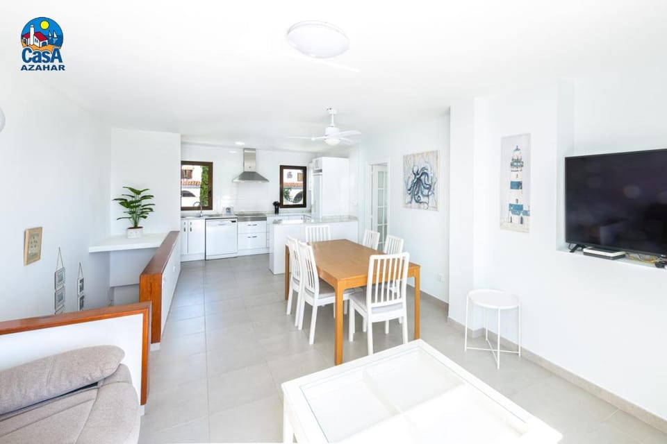 TV and multimedia, Kitchen or kitchenette, Dining area