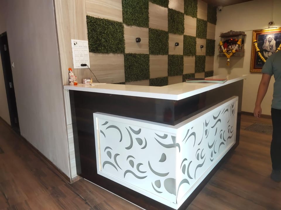 Hotel Arvind- Glitz Hospitality Thane Railway Station Hotel in Thane