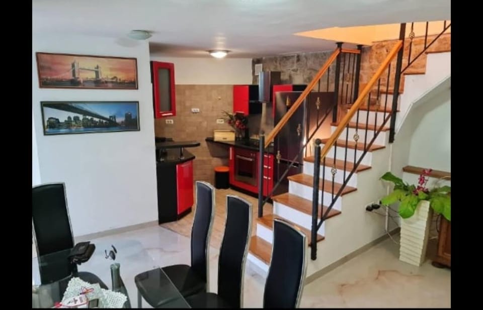 Stone Garden Escape with jacuzzi Apartment in Split