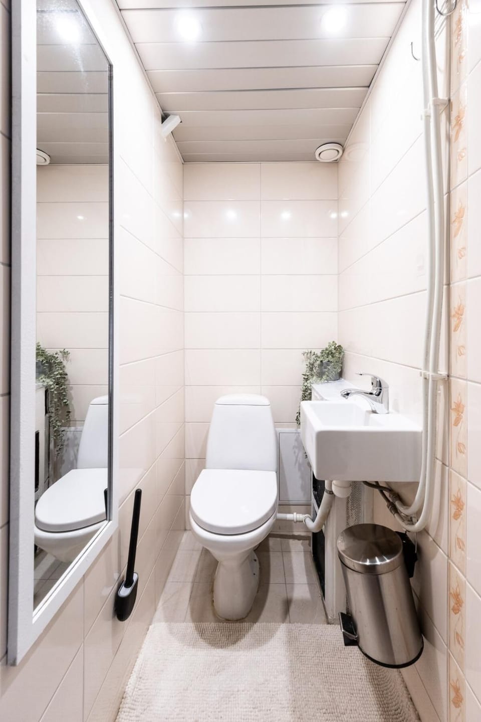 Home cinema - 2-bed, 2-bath - Free Private Parking Apartment in Tallinn