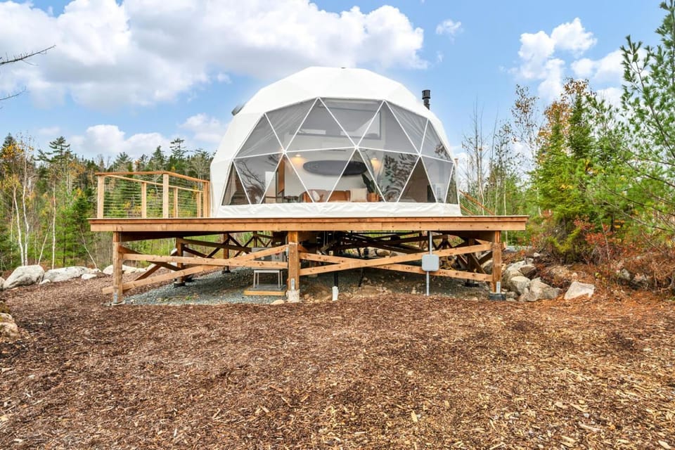 Nalu Retreat Glamping Domes Luxury tent in Halifax