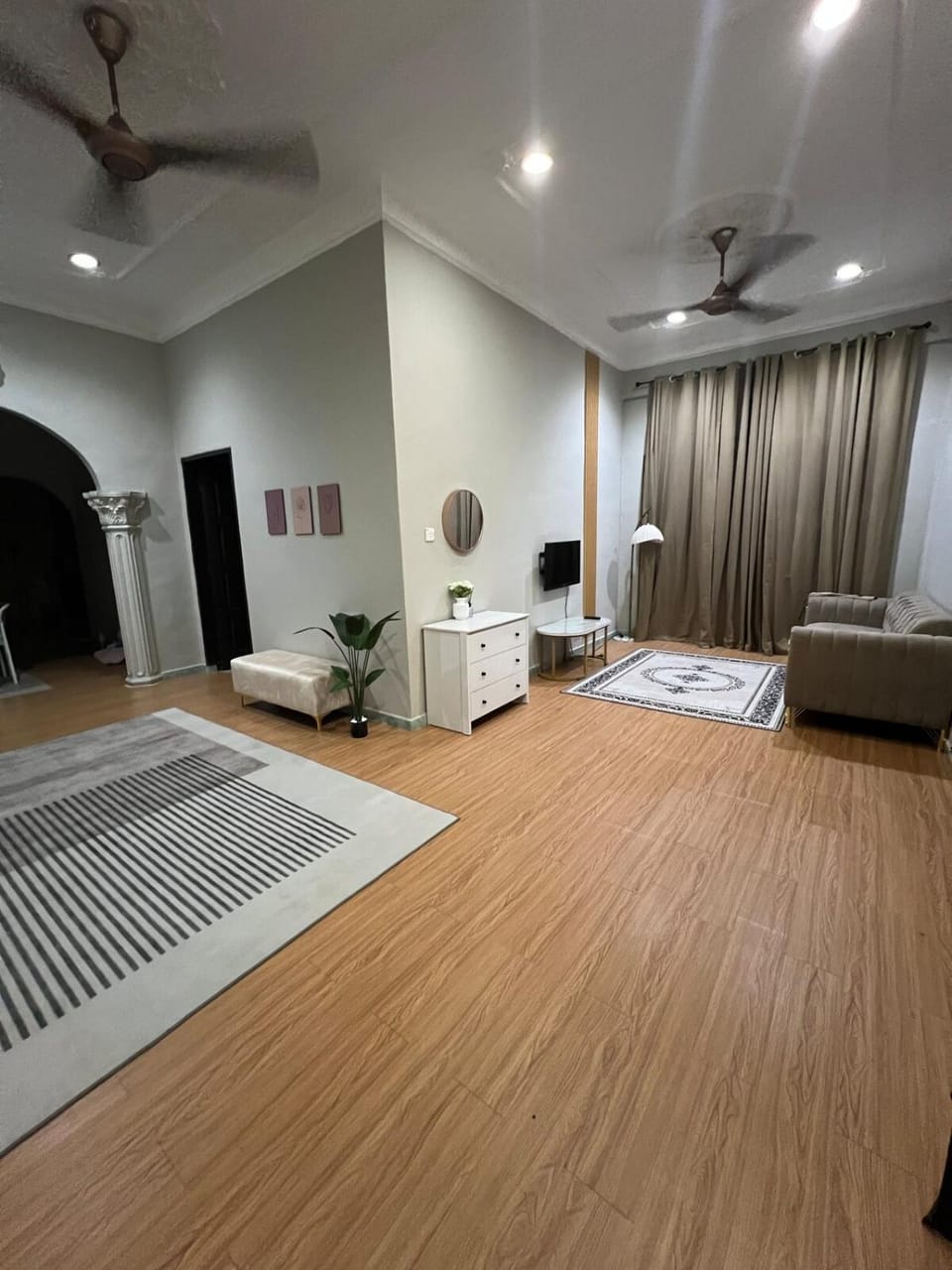 TV and multimedia, Living room, Seating area