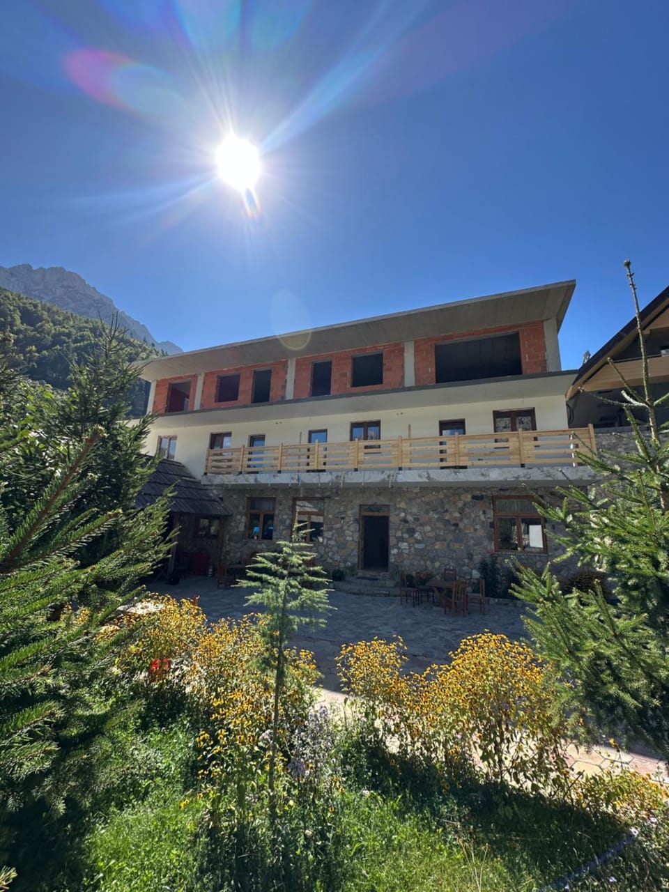 Guesthouse Dritan Selimaj Bed and Breakfast in Montenegro