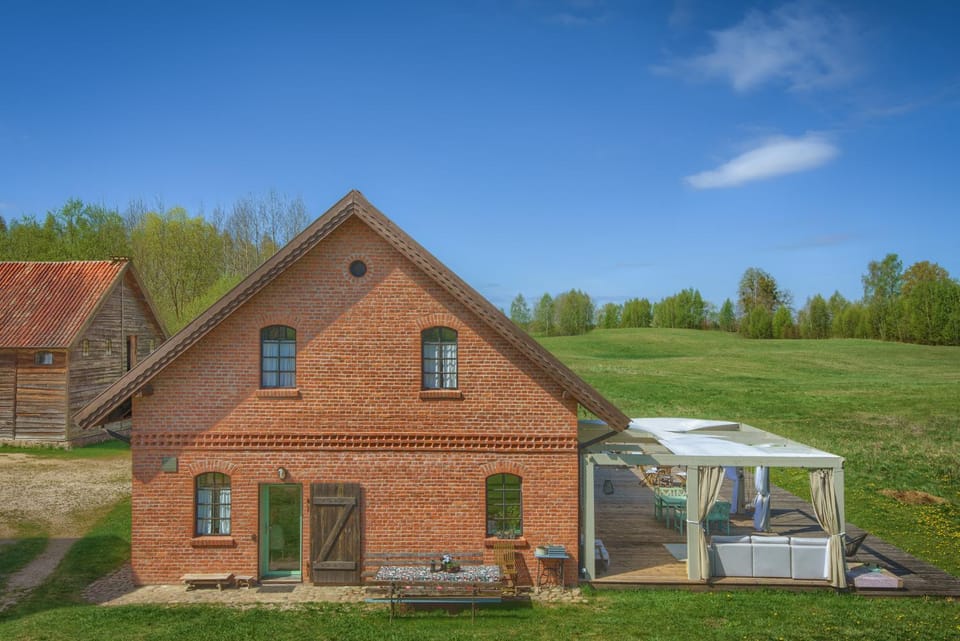 Property building, Day, Natural landscape