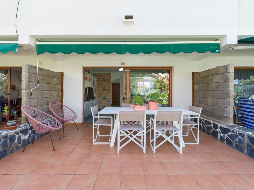 Timon Beach Suites San Agustin Apartment in Maspalomas