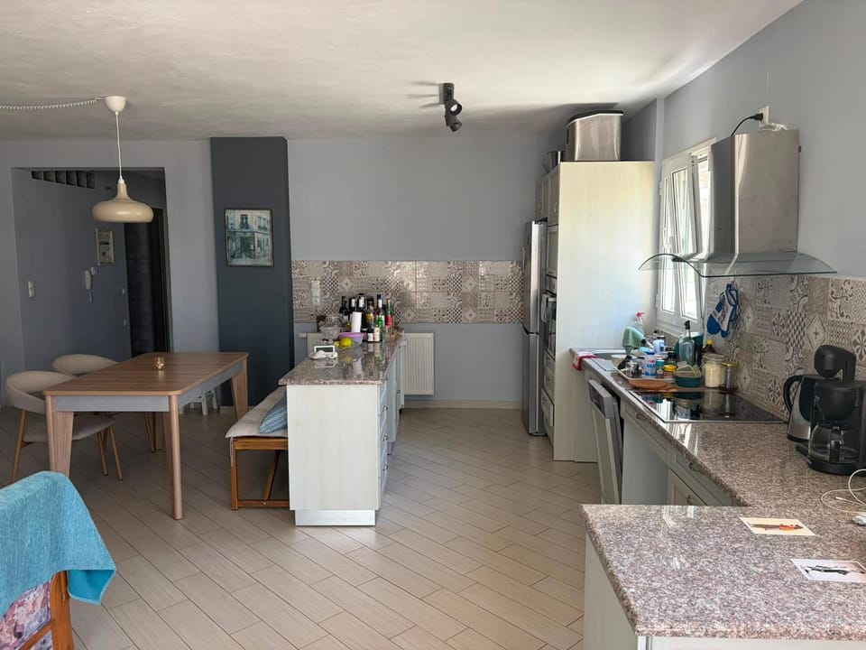 Angela Apartments Apartment in Peloponnese, Western Greece and the Ionian