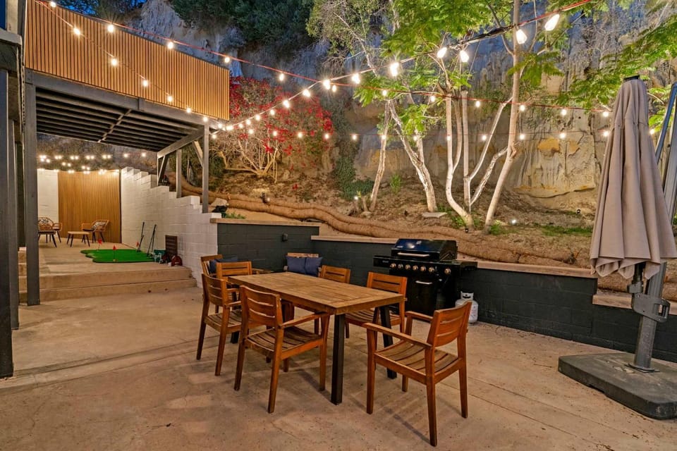 Stylish Apartments in Mission Hills with Outdoor Space Apartment in San Diego
