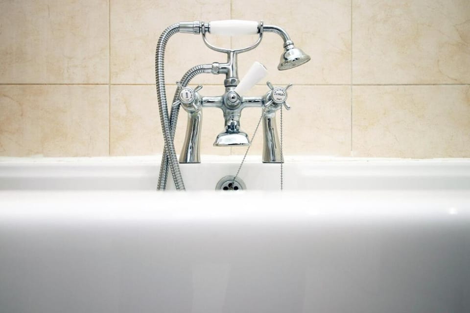 Bathroom, Bath
