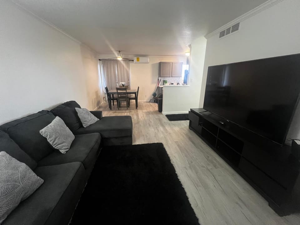 Renovated Downtown Phoenix Condo Apartment in Phoenix