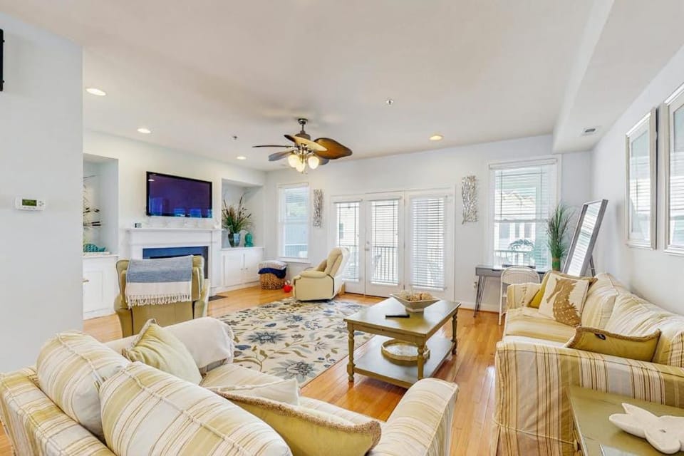 North Beach --- 39319 Hatteras Dr House in Sussex County
