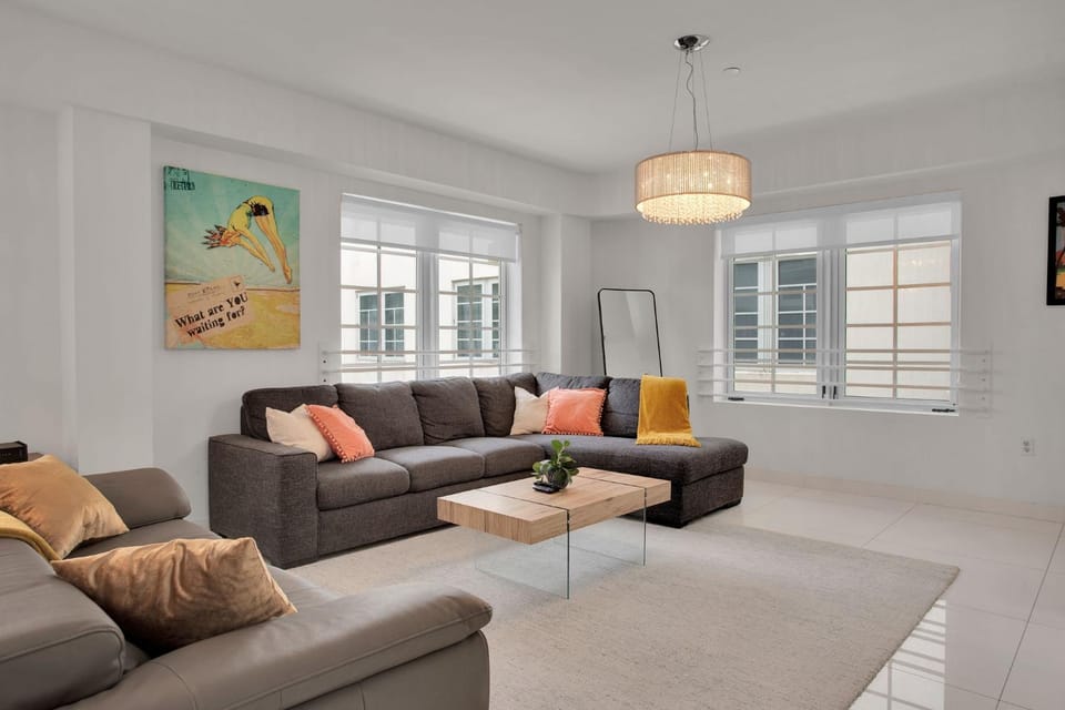 2BR Art Deco Retreat Steps Away from the Beach Apartment in Flamingo Lummus