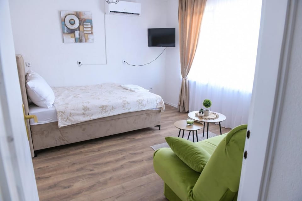 Stan na dan-Studio 10 centar Gradiška Apartment in Brod-Posavina County, Croatia