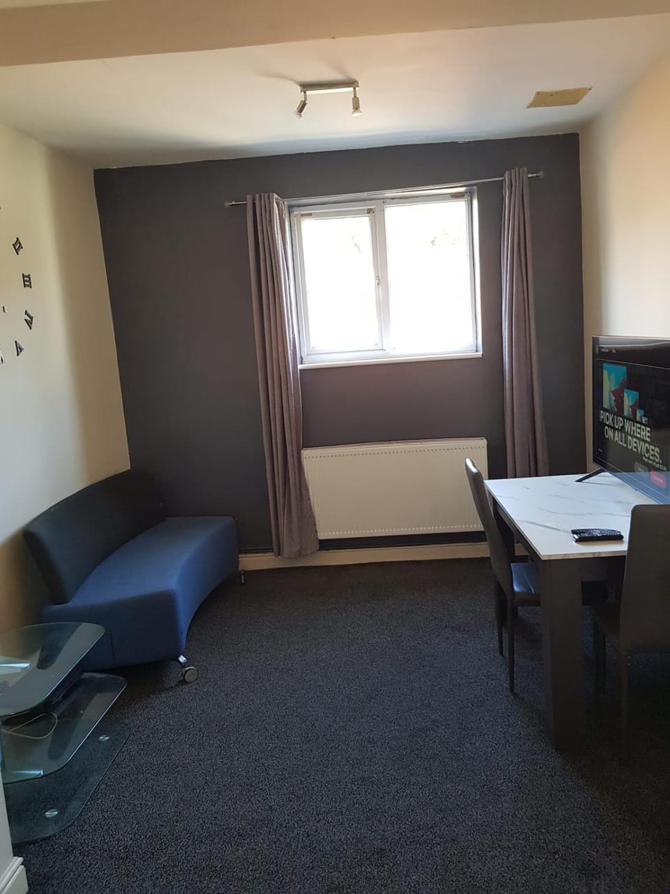 TV and multimedia, Living room, Seating area