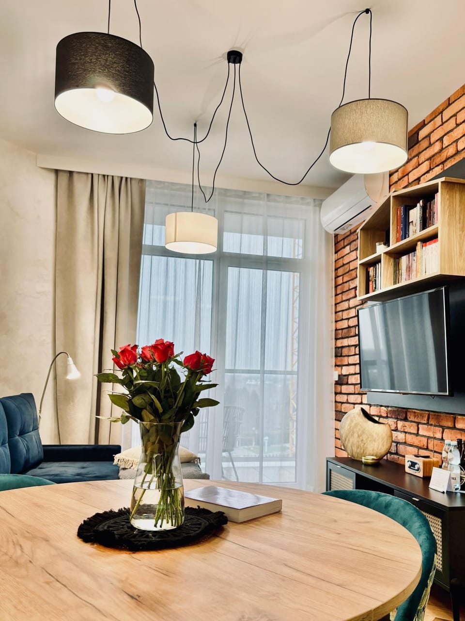 TV and multimedia, Living room, Seating area