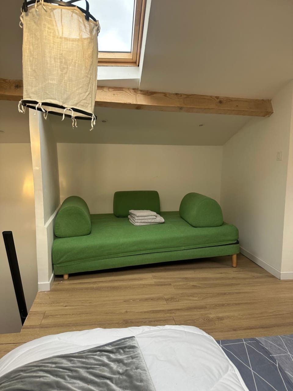 CARPENTRAS appartement climatisé 3e étage situé dans le centre historique Apartment in Carpentras