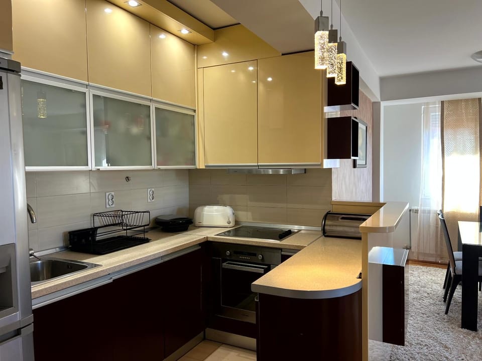 dishwasher, oven, stove, toaster, kitchen