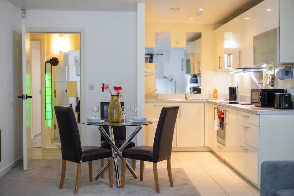 Meadowside Quay 2BR Luxurious Apartment Apartment in Glasgow