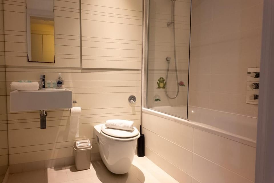 Meadowside Quay 2BR Luxurious Apartment Apartment in Glasgow