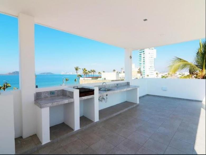 Apartamento reginas a unos pasos del malecón 4 Apartment in Mazatlan