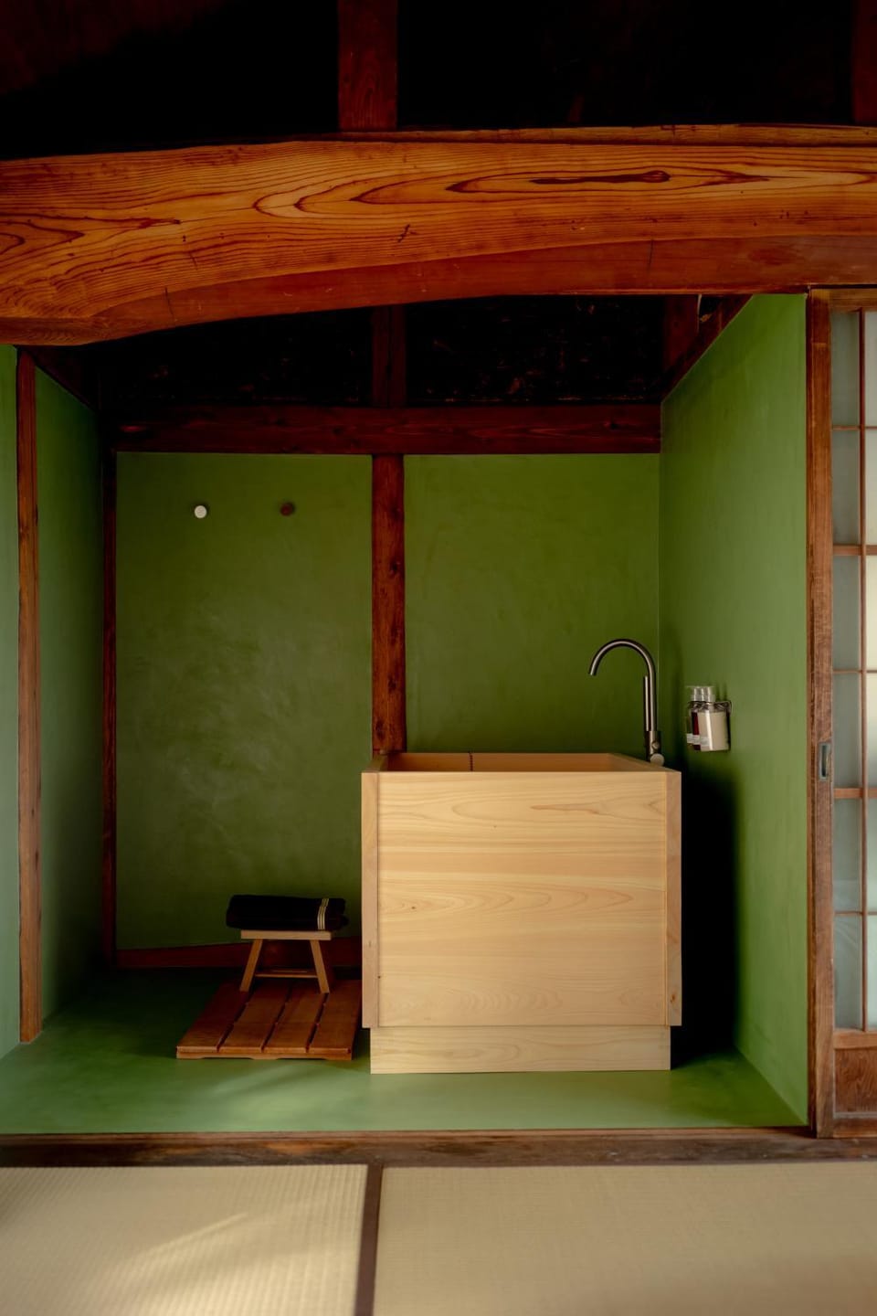 Bathroom, Bath
