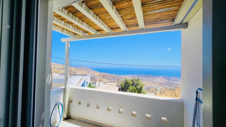 View (from property/room), Balcony/Terrace, Sea view