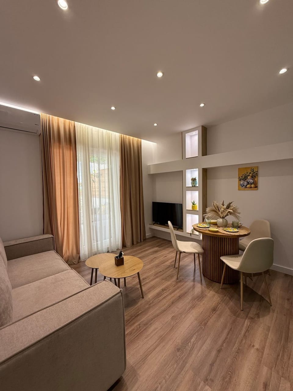Lemon Garden Cozy 2BR Apt Private Garden Center Apartment in Tirana