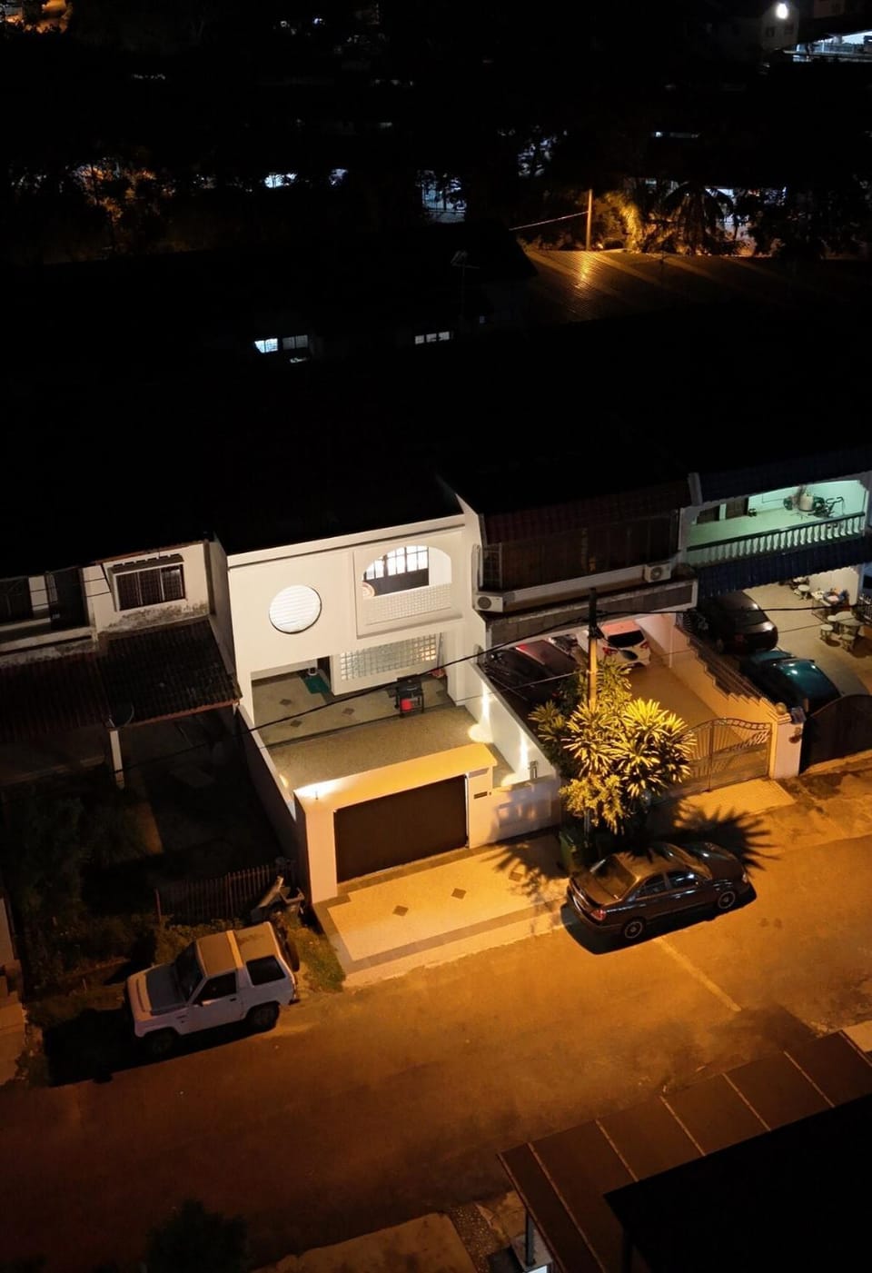 The Seven Room Near Tebrau and Mount Austin House in Johor Bahru