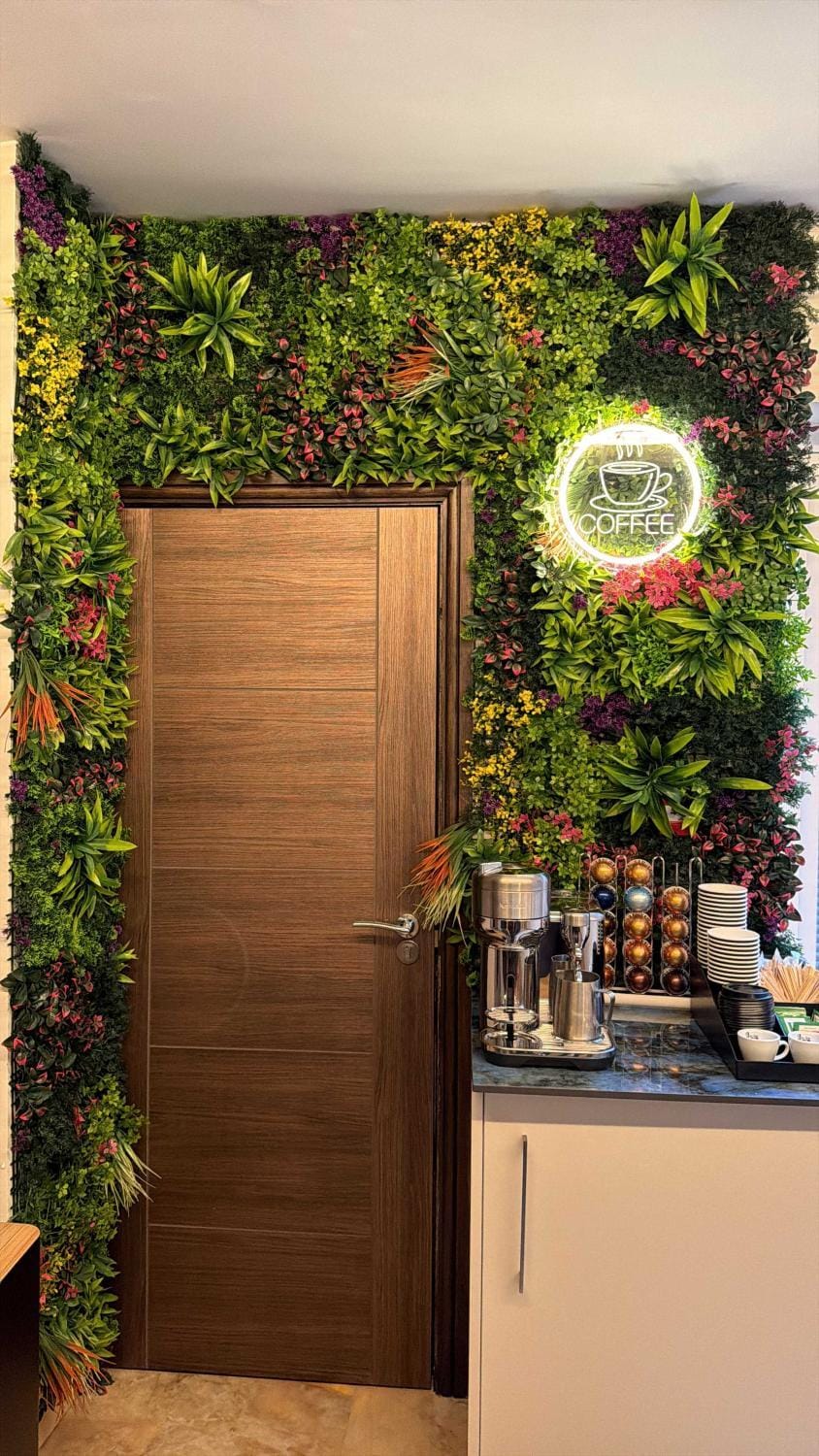 Coffee/tea facilities, Kitchen or kitchenette